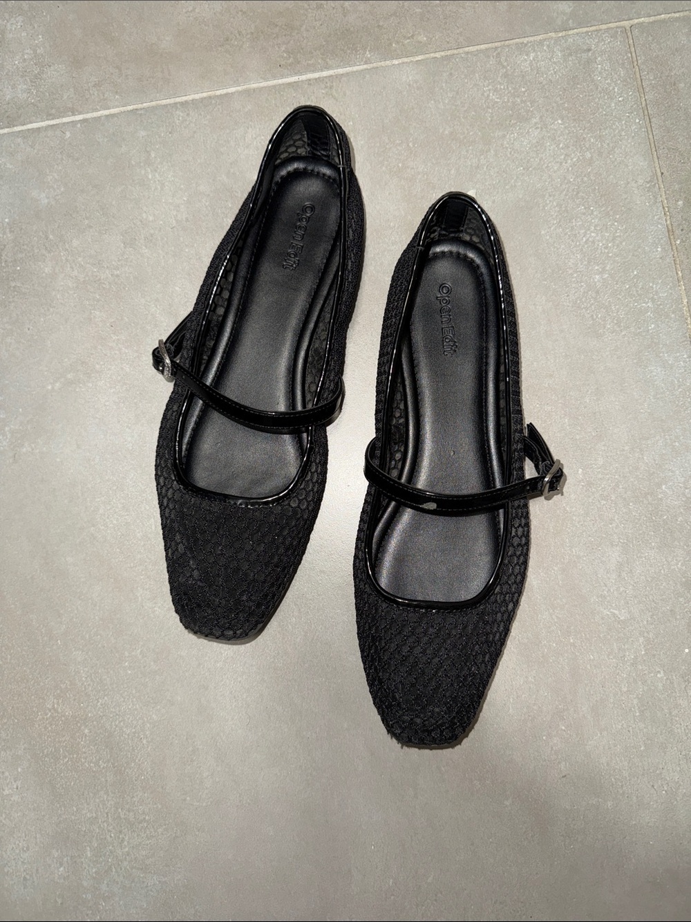 Nordstrom Open Edit Mary Jane Flats for Women - Classic Elegant Style